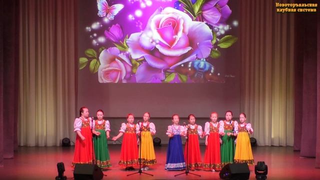 Песня «Было у матушки 12 дочерей», ансамбль народной песни «Веретёнце» ДШИ, рук. Т. Дамавичене