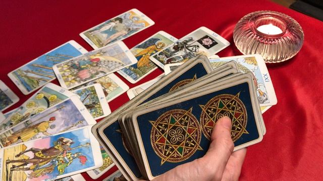 Какои мужчина по вам скучает? Гадание Таро