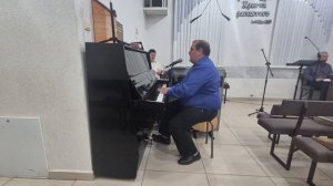 Боже в великой нужде / Илья Савченко