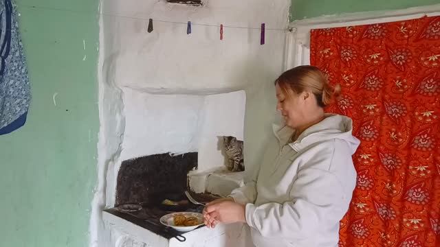 Клещ АТАКОВАЛ МЕНЯ, Испытала УЖАСНУЮ БОЛЬ!!! Я Их СЛЕПИЛА Из ТОГО Что БЫЛО ДОМА.