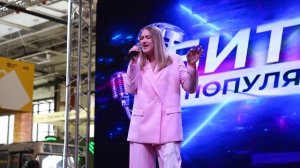 Арина Золотова, Битва за популярность