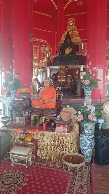 Легенды, живущие в красном Где драконы стерегут бога войны, а пагода уходит в небо