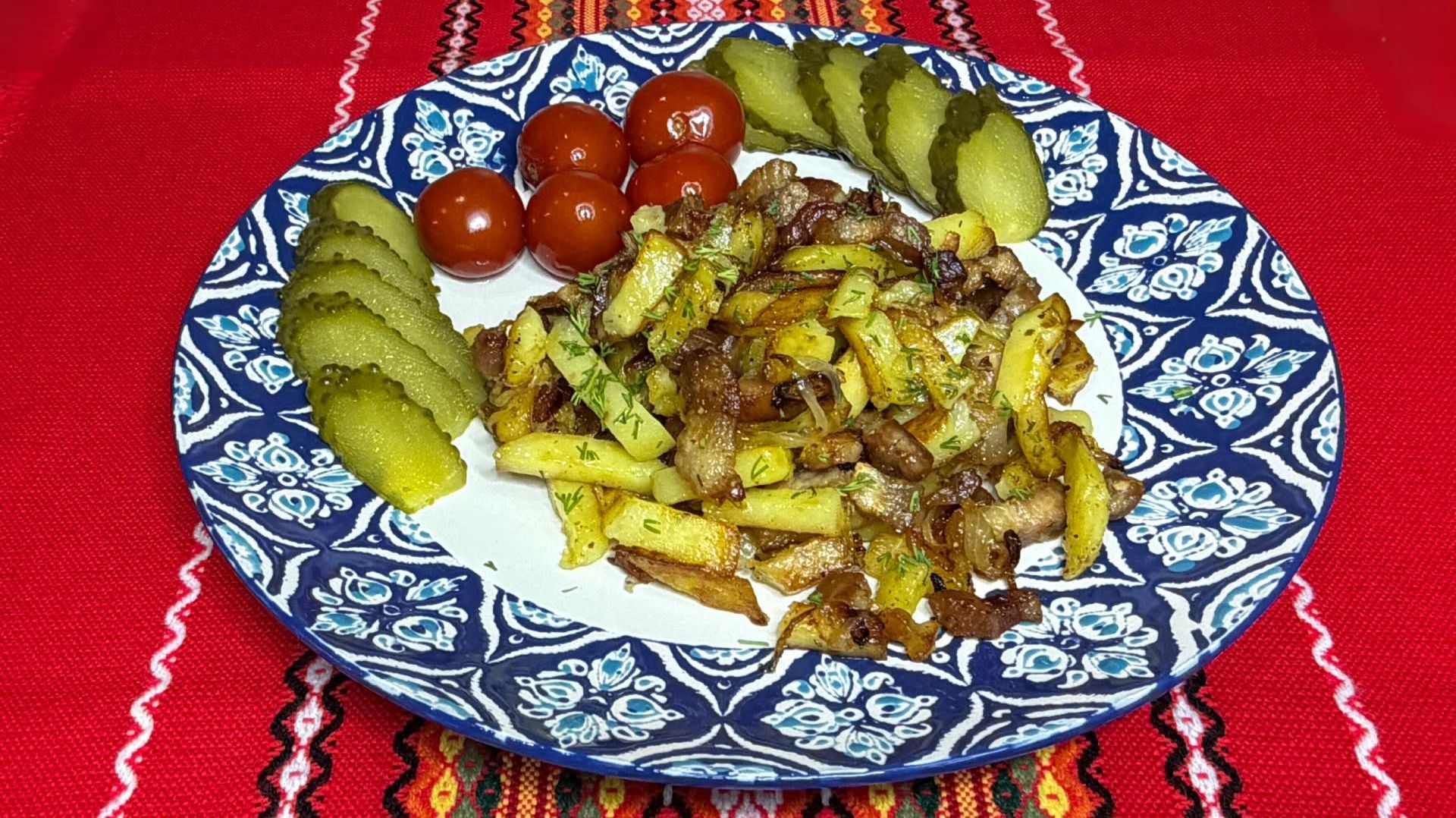 Жареная Картошка с Грудинкой и Луком - это объедение!