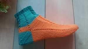 Носки с интересной пяткой.