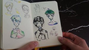ЖЕЛТЫЙ СКЕЧТБУК ✌ как менялся мой стиль РИСОВАНИЯ // обзор маленького скетчбука