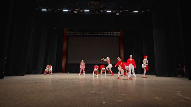 2. Acrodance studio “Altera — Красная шапочка