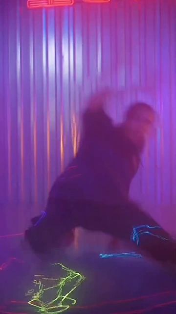 «Я согреваю своим огнем пустоту — и в ней рождается жизнь» #воиногня #музыка #shorts #новаямузыка