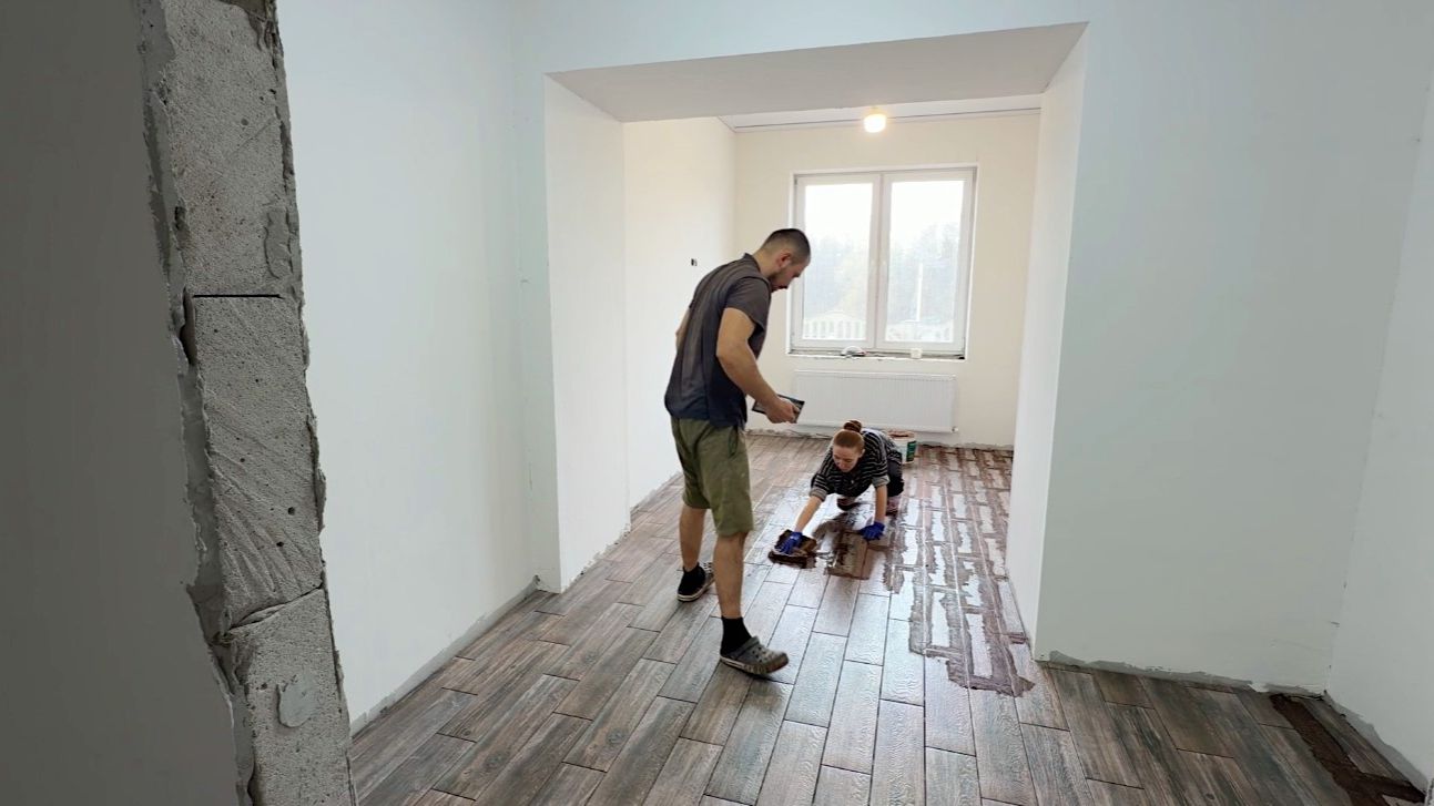 Неужели такое бывает? Наконец-то полы готовы. Делаем ремонт своими руками. Строим дом в деревне.