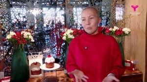 Кулич за 100 тысяч рублей