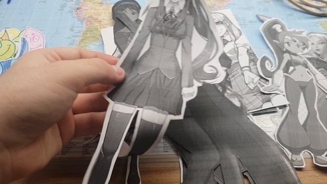 У меня в принтере пока ничего не надо печатать, просто рисую с рисунками от персонажи героев.