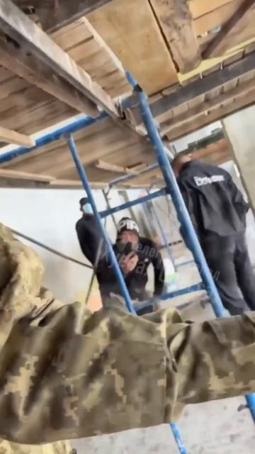 Строители на фронт. Украинский не доброволец.