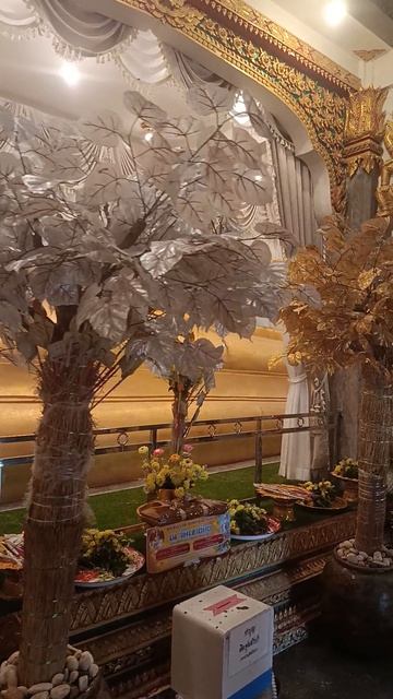 Внутри горы — золотой Будда Белый слон на вершине тайской пещеры: духовный подъём в храм Кхао Йой