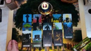 Что на той стороне? #таро, #таролог, #тароонлайн, #гаданиетаро