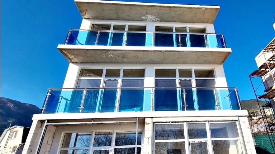 Обзор 2 комнатной квартиры на продажу в Ялте, пер. Пролетарский