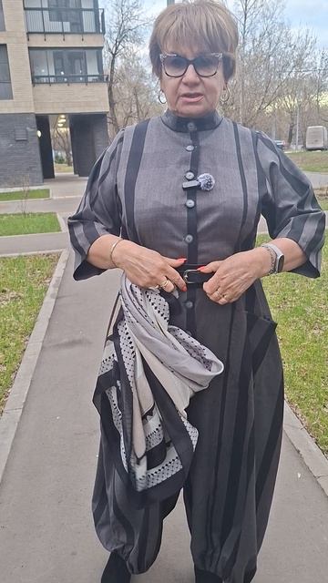 Черный комбинезон