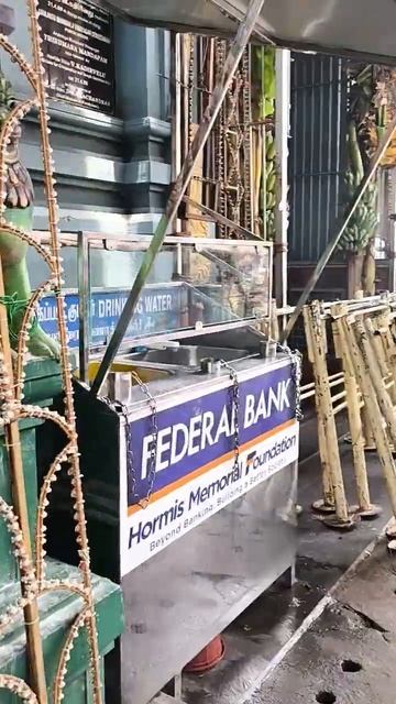 Правительство г. Пудучерри едет в Храм Ганеши на огненную пуджу. 6.04.2026.