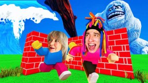 КИТАЙКА И БАБУШКА СТРОЯТ ДОМ ЧТОБЫ СПРЯТАТЬСЯ ОТ МОНСТРОВ!