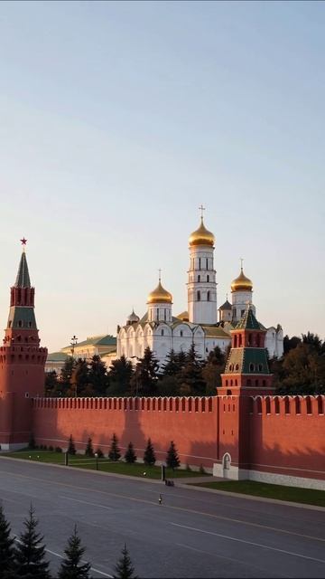 Кремль в лучах заката #Москва #Кремль #Россия