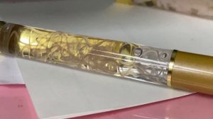 Ручки с живыми паразитами внутри начали продавать в Японии