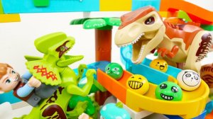 СТРОИМ ГОРКУ ДЛЯ ВЕСЕЛЫХ ШАРИКОВ С ДИНОЗАВРАМИ АСМР ВИДЕО ДЛЯ ДЕТЕЙ ДЕТСКИЙ КАНАЛ ИГРАЛКИ-ЗАЛИПАЛКИ