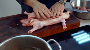 Ставим Друже НА МЕСТО. Выскочка ДОИГРАЛСЯ! Чей рецепт утки лучше?