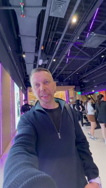 Люди сидите дома 😅, радует, что не все в душ ходят 🤣  #перебор #фитнес #зож #спорт #охренеть