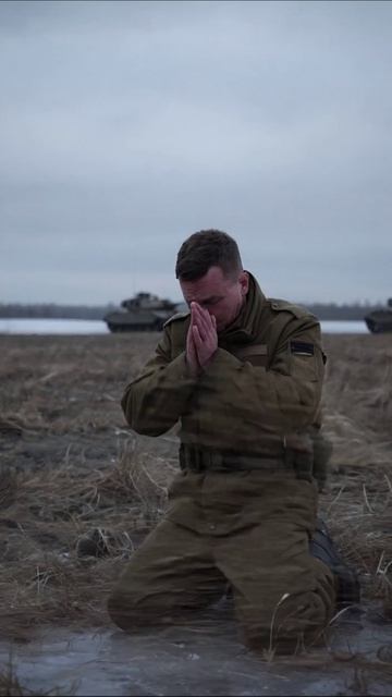 Когда надежда уходит: слезы на поле войны #война #печаль #потери