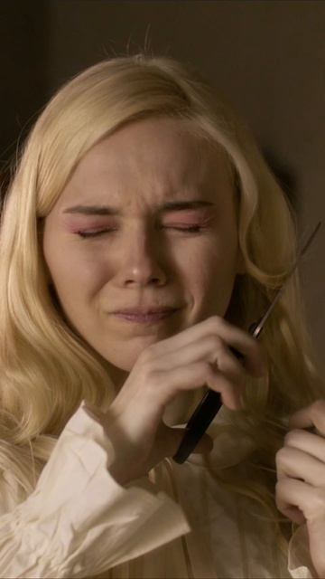 Loving You Is A Losing Game..
#sadlovestory #sadfilm #moscowactor #грустнаяистория #грусть #кино #ак