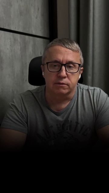 Как она может соскучиться и захотеть вернуться, если она видит меня каждый день и слышит?