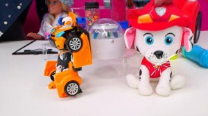 Эй, доктор! Даня починил игрушку и решил стать доктором!