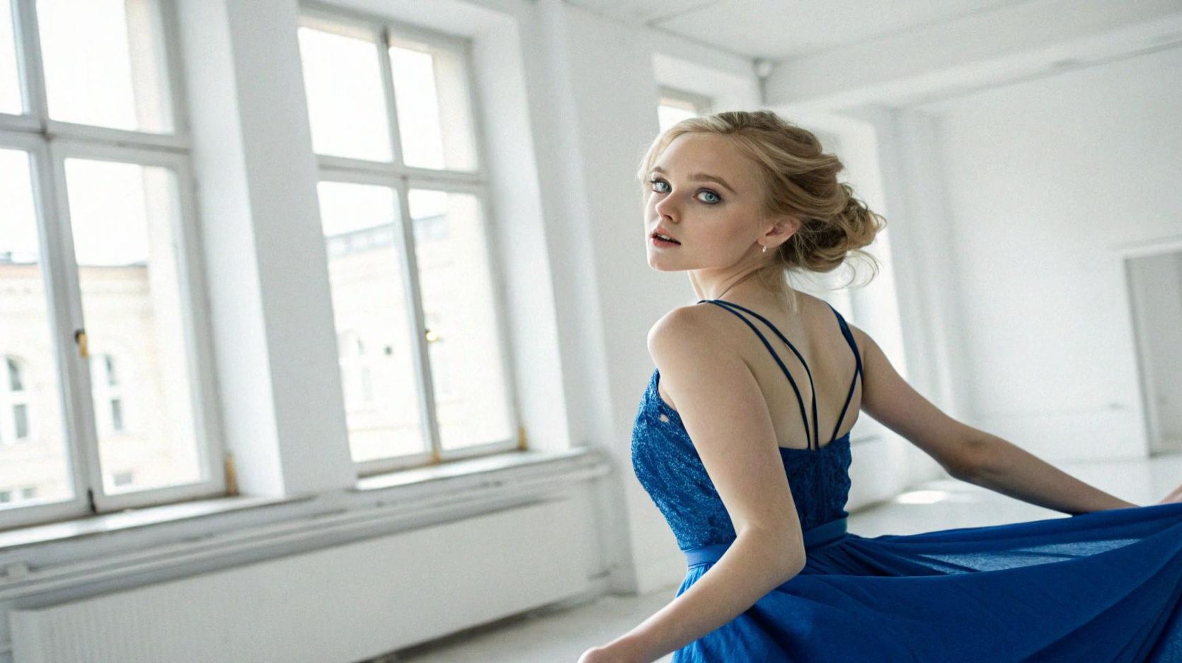  Сосед стал слишком часто заходить к нам я сначала не придал значения