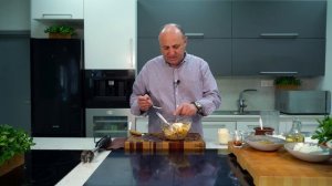 Две мои любимые ЗАКУСКИ - САЛАТ с тунцом и сырная НАМАЗКА! РЕЦЕПТЫ от шеф-повара Ильи Лазерсона