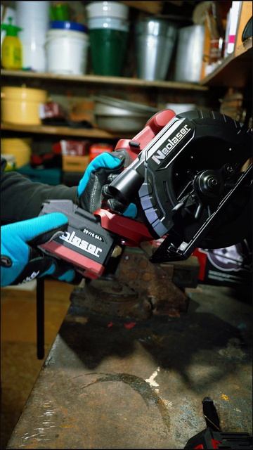 Аккумуляторная циркулярная пила NEOLASER!! На 6 амперном аккуме делает вестчи!!