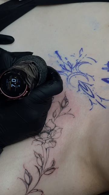 процесс цветочной тату #тату #tattoo #тату мск