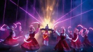 Девка на селе НЕПРИСТУПНАЯ СТЕНА Главный деревенский хит [get.gt]