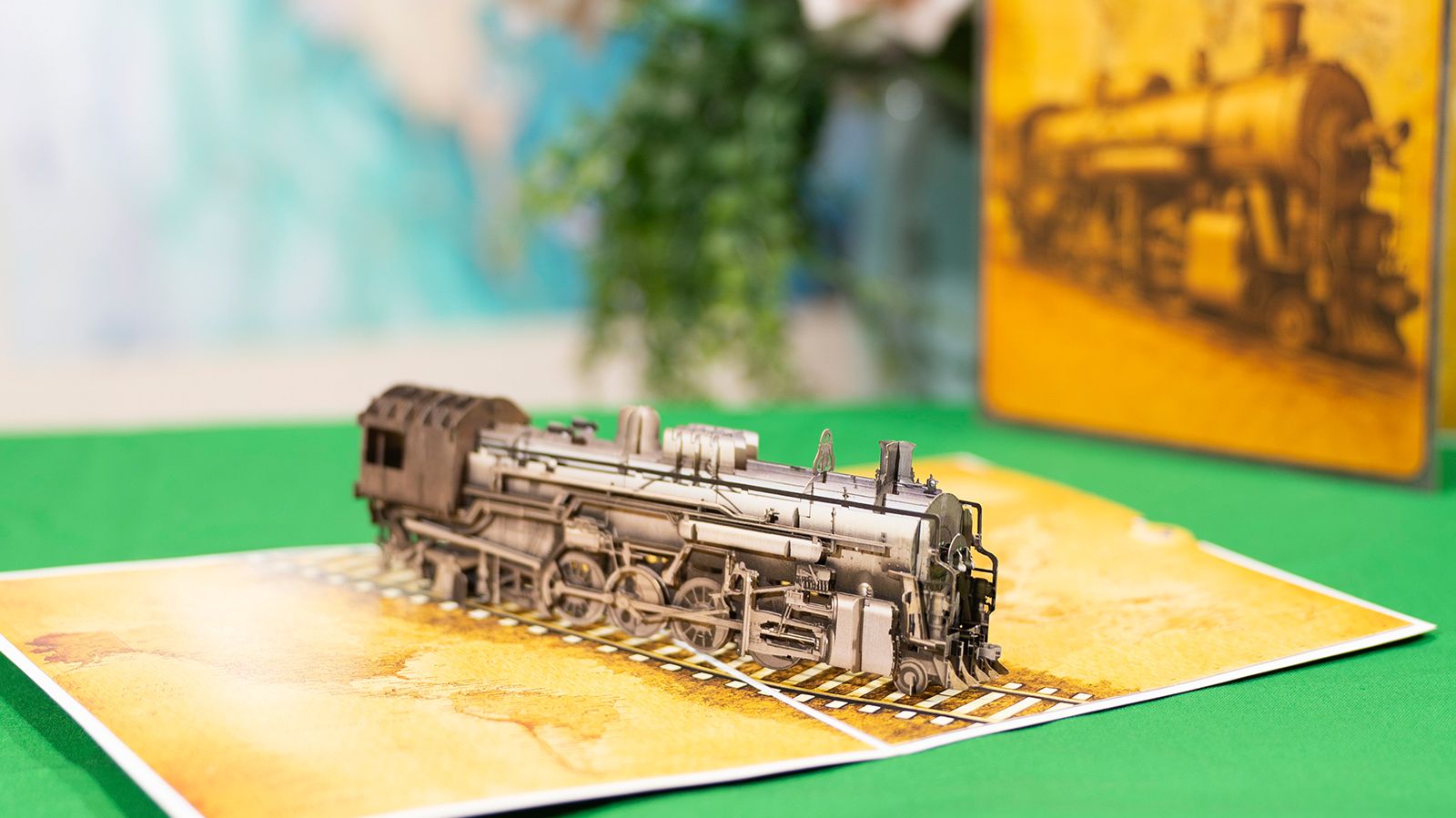 🚂 Вперёд, в прошлое: 3D-открытка «Легендарный Локомотив»