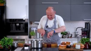 ПРОВЕРЯЮ рецепт СТАРИННОГО СВЕКОЛЬНОГО СУПА из газеты 19 ВЕКА! Съедобно или нет?Рецепты от Лазерсона