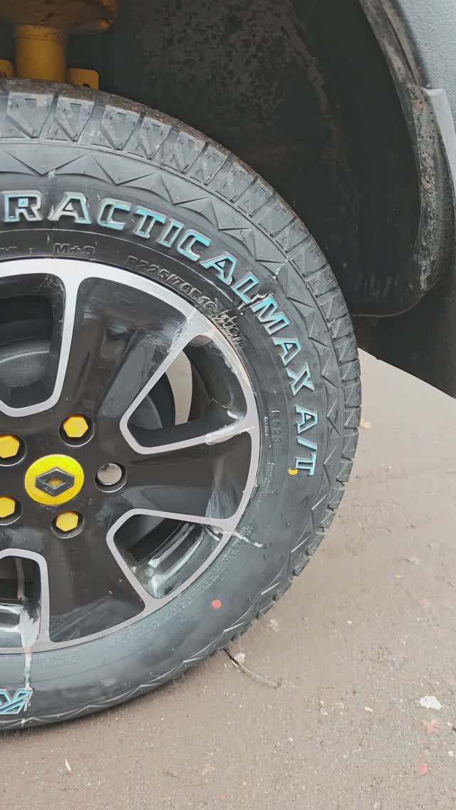 Большие китайские шины на дизельный Рено Дастер