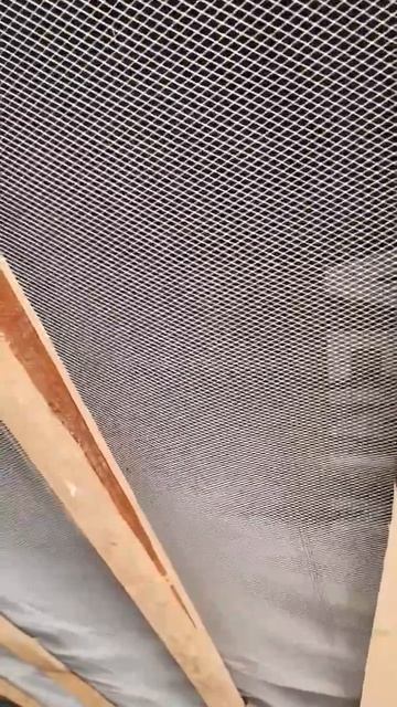 Как мы подшиваем снизу весь пирог пола, если у нас не бетонная плитаСтроительство сейчас идет в Сочи