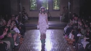 Показ женской коллекции  Yueqi Qi осень-зима 2026-2027