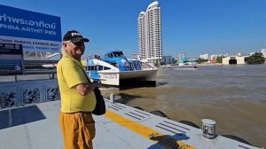 На кораблике по реке Чао Прайя. Банкогк. Таиланд.