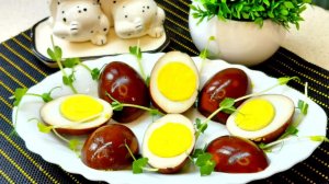 ВСЕ КРАСЯТ, А  МЫ МАРИНУЕМ! Вкусная закуска, маринованные яйца. Гости всегда  просят рецепт!