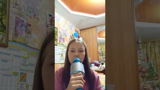 премьера клипа школа