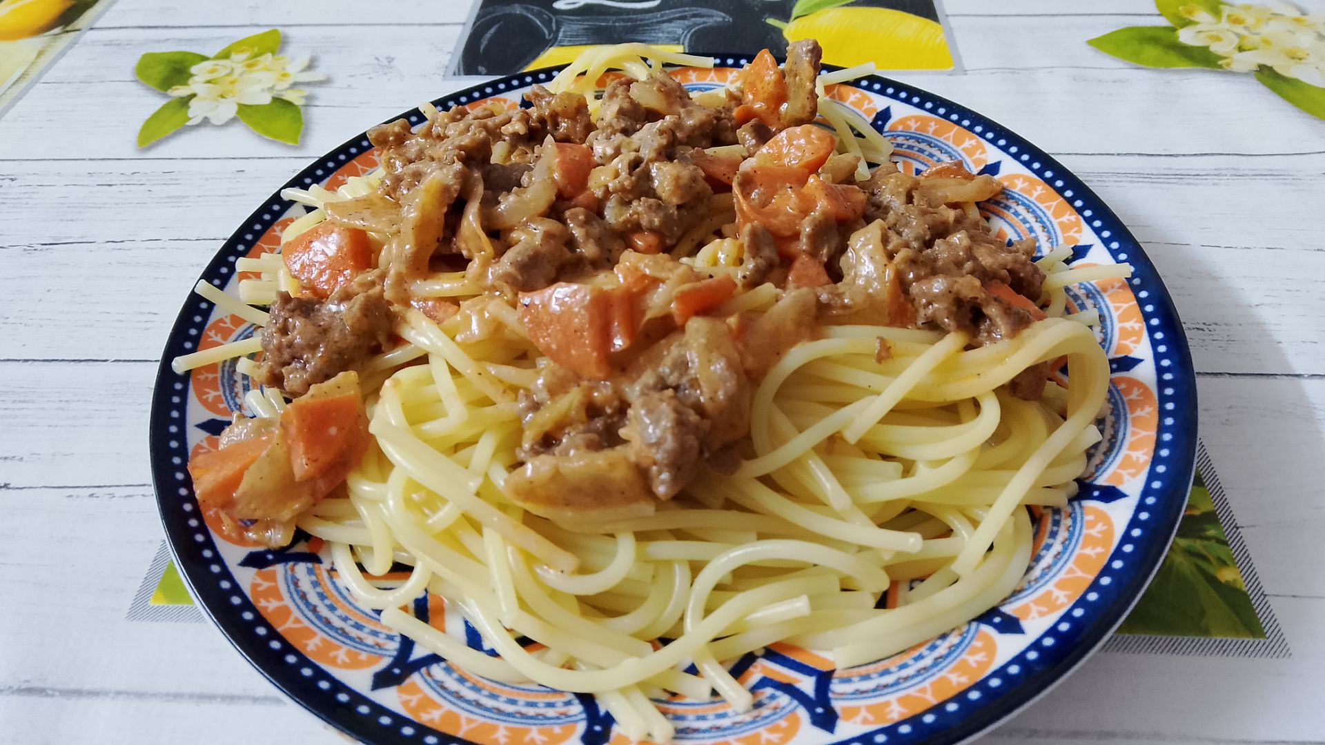 СПАГЕТТИ КОТОРЫЕ ХОЧЕТСЯ КУШАТЬ смотреть онлайн