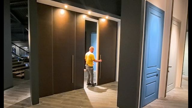 Входная группа высотой 3 метра: Скрытая дверь + Раздвижная система Magic | с Композитными панелями