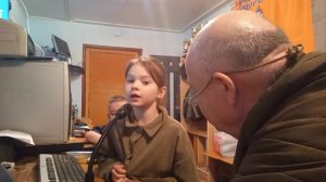 R2EAB-RC4P=Дарина первые радиосвязи