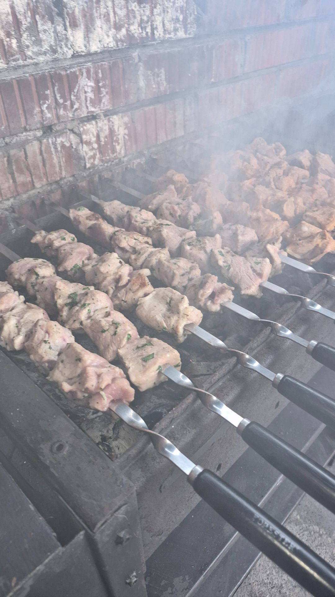 Свиной шашлык в оригинальном маринаде.