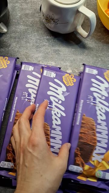 Шоколад — это когда каждый кусочек как первый😋Дефицит шоколада в организме вызывает грусть😁❤️🔥