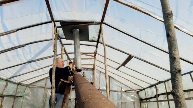 Ремонтирую теплицу после зимы.Плёнка или поликарбонат?