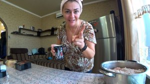 КАК МЫ ЖИВЕМ В АНАПЕ. ВЕРНУЛИСЬ ИЗ АЗИИ, А В АНАПЕ ХОЛОД. ДЕЛАЮ ЗАГОТОВКИ В НОВУЮ МОРОЗИЛКУ